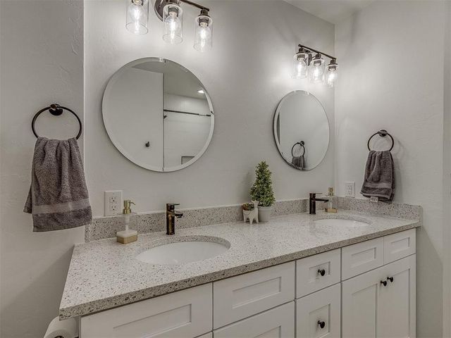 540 E Suera Terrace, Mustang, OK 73064