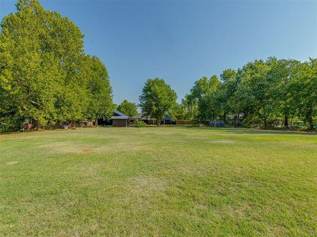 540 E Suera Terrace, Mustang, OK 73064