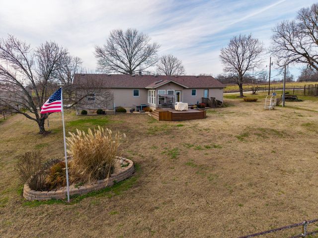56 Hc 69, Oldfield, MO 65720