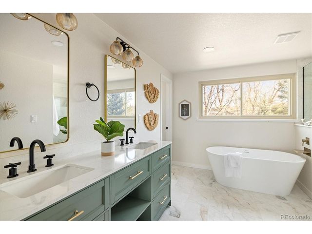 11820 W 30th Pl, Lakewood, CO 80215