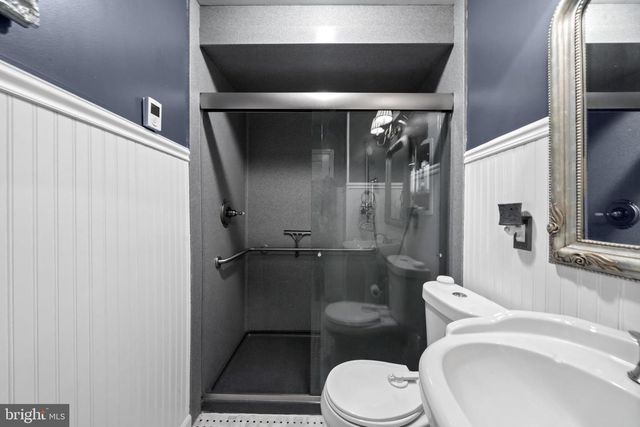 373 LEROY ST, Philadelphia, PA 19128