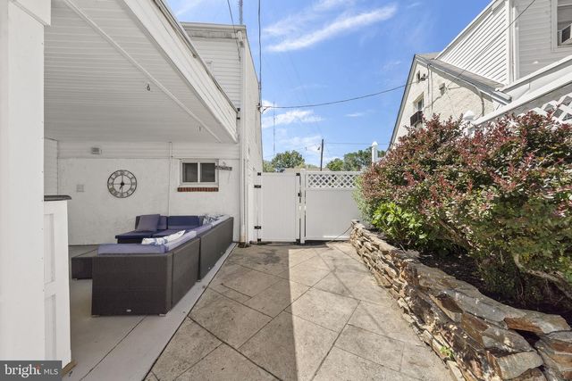 373 LEROY ST, Philadelphia, PA 19128