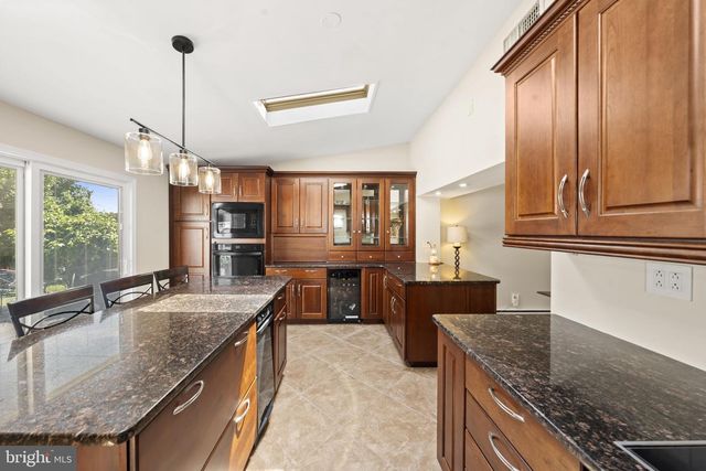 373 LEROY ST, Philadelphia, PA 19128