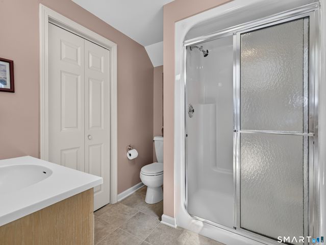 7 Shawandassee Road, Waterford, CT 06385
