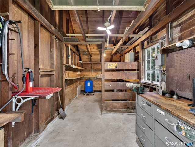 7 Shawandassee Road, Waterford, CT 06385