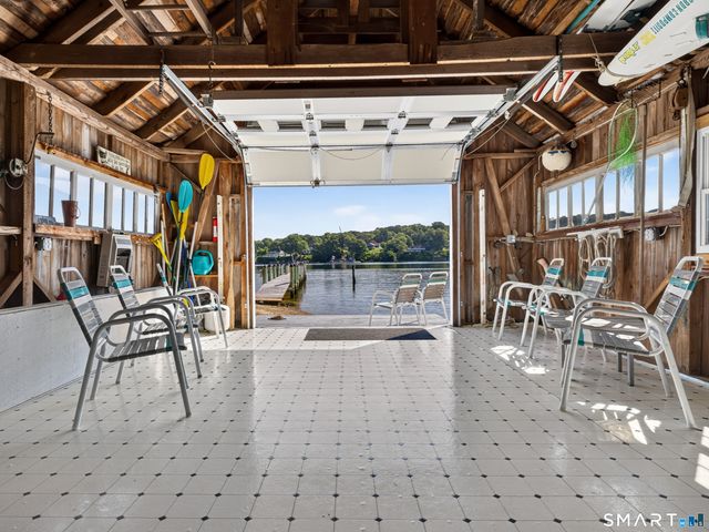 7 Shawandassee Road, Waterford, CT 06385