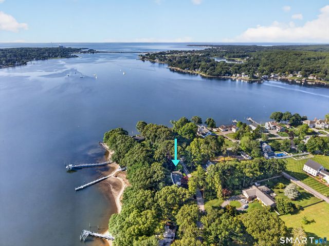 7 Shawandassee Road, Waterford, CT 06385