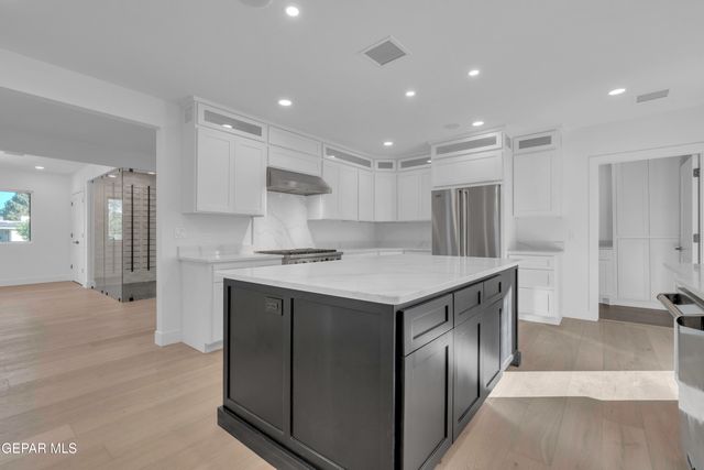 615 BLANCHARD Avenue, El Paso, TX 79902