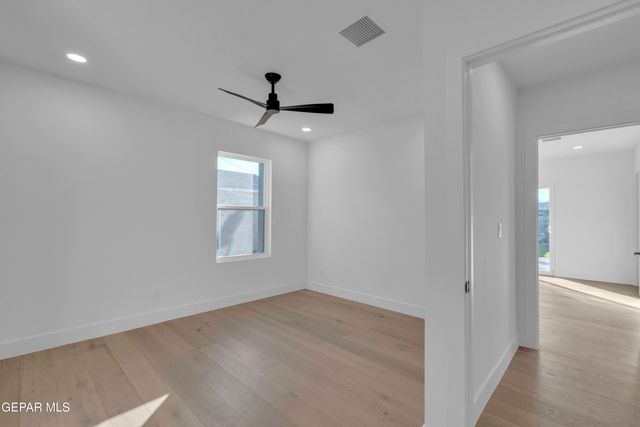 615 BLANCHARD Avenue, El Paso, TX 79902