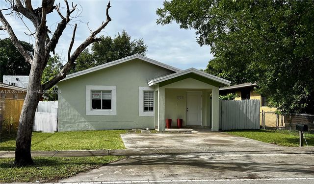 1926 NW 60th St, Miami, FL 33142