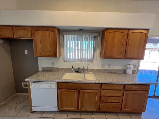 10106 N Concho Drive, Kingman, AZ 86401