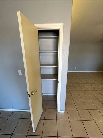 10106 N Concho Drive, Kingman, AZ 86401