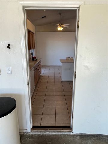 10106 N Concho Drive, Kingman, AZ 86401