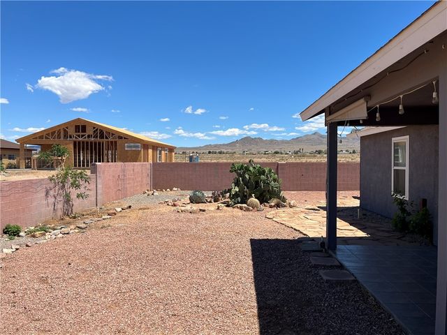 10106 N Concho Drive, Kingman, AZ 86401
