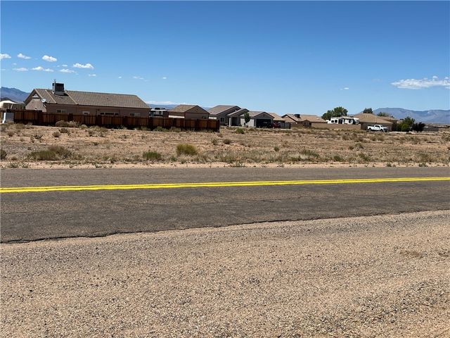 10106 N Concho Drive, Kingman, AZ 86401