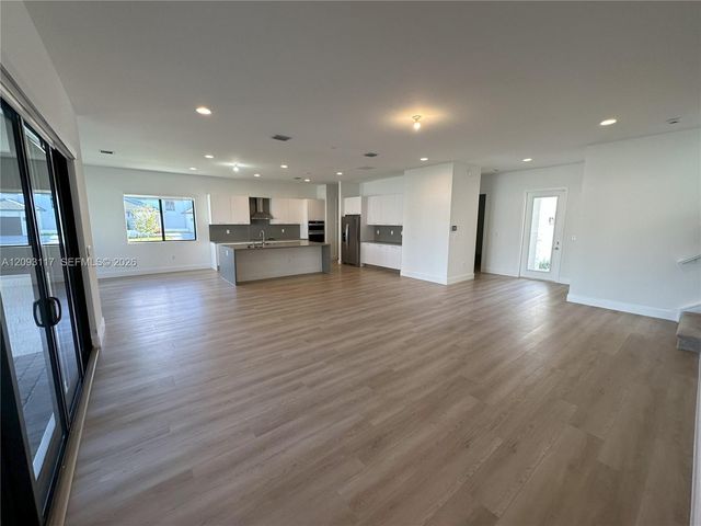 5796 SW 104th Terrace, Cooper City, FL 33328