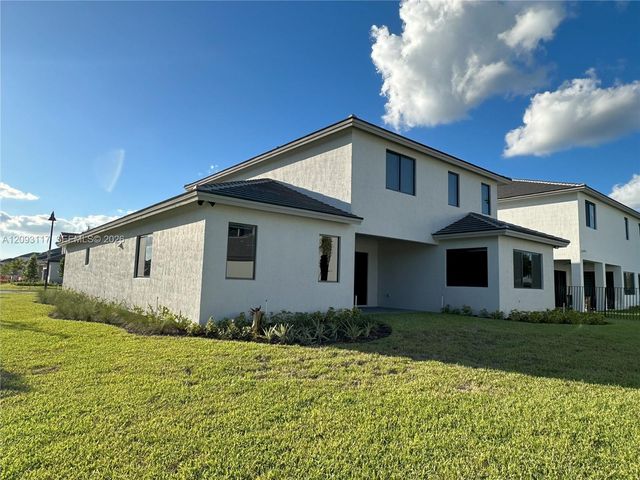 5796 SW 104th Terrace, Cooper City, FL 33328