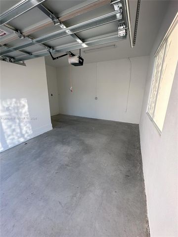 5796 SW 104th Terrace, Cooper City, FL 33328