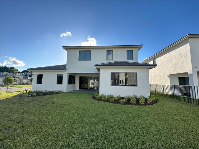 5796 SW 104th Terrace, Cooper City, FL 33328