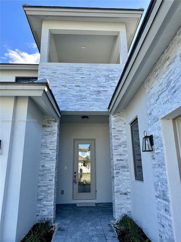 5796 SW 104th Terrace, Cooper City, FL 33328