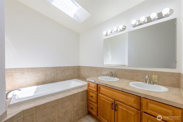 19290 E State Route 106, Belfair, WA 98528