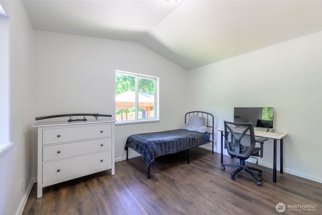19290 E State Route 106, Belfair, WA 98528
