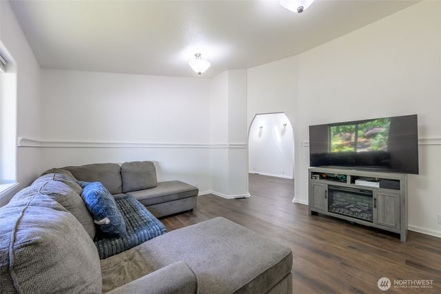 19290 E State Route 106, Belfair, WA 98528