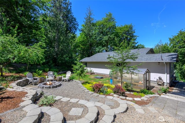 19290 E State Route 106, Belfair, WA 98528