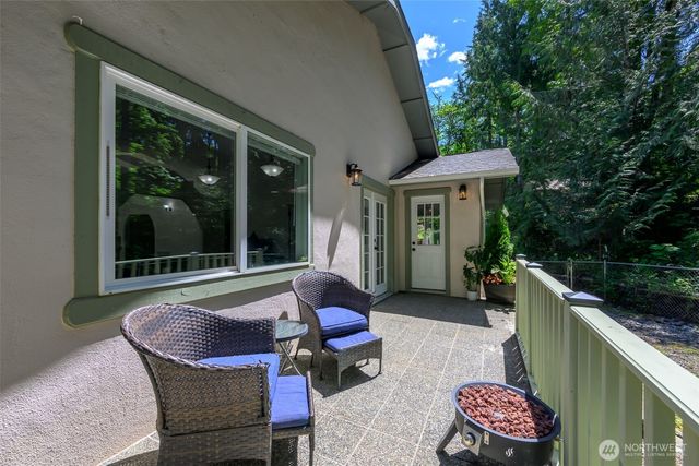 19290 E State Route 106, Belfair, WA 98528