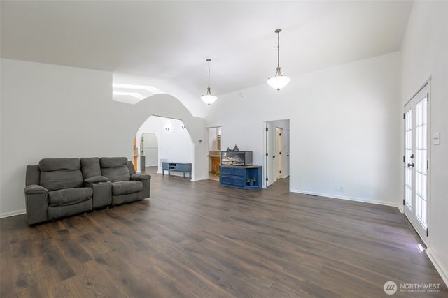 19290 E State Route 106, Belfair, WA 98528