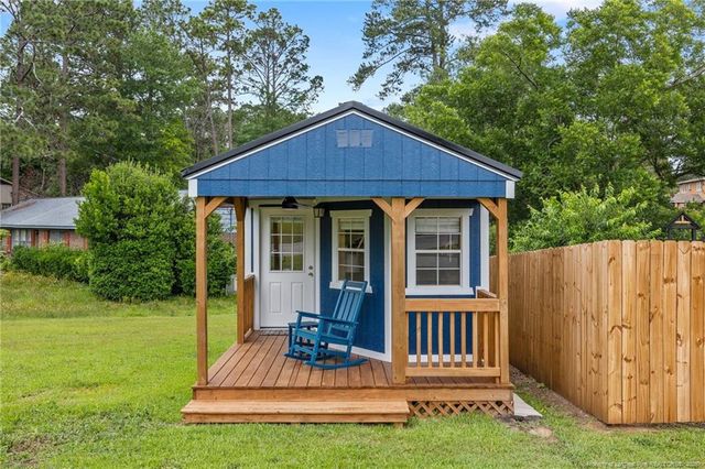 701 Dandridge Drive, Fayetteville, NC 28304