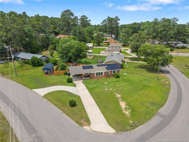 701 Dandridge Drive, Fayetteville, NC 28304