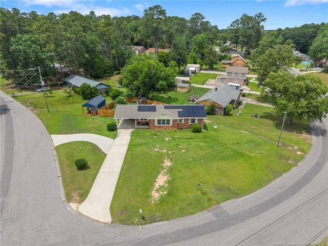 701 Dandridge Drive, Fayetteville, NC 28304