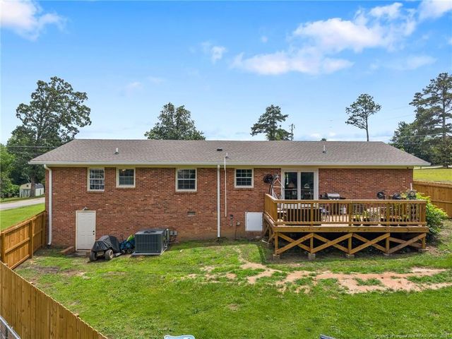 701 Dandridge Drive, Fayetteville, NC 28304