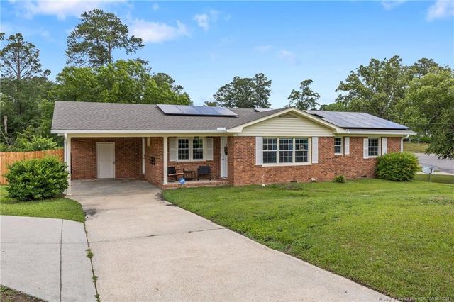 701 Dandridge Drive, Fayetteville, NC 28304