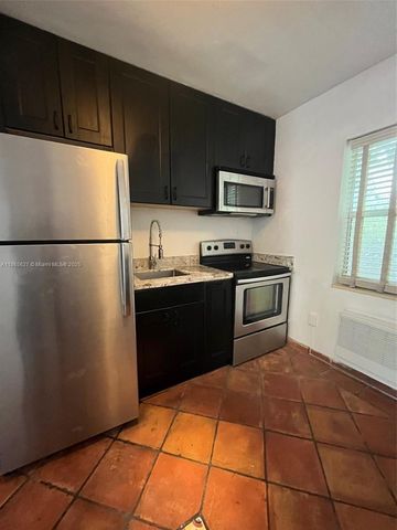 645 NE 77th St 6, Miami, FL 33138