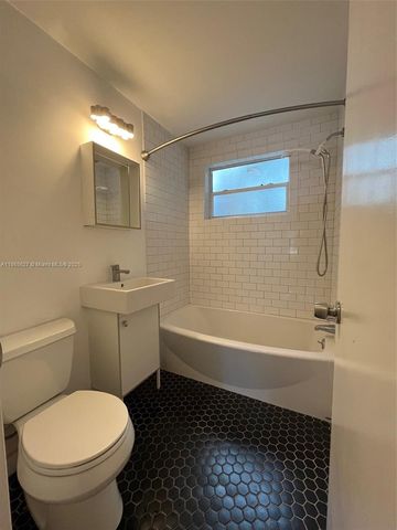 645 NE 77th St 6, Miami, FL 33138