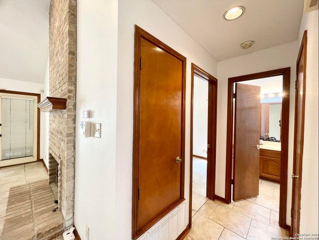 2968 WOOD CIRCLE, San Antonio, TX 78251