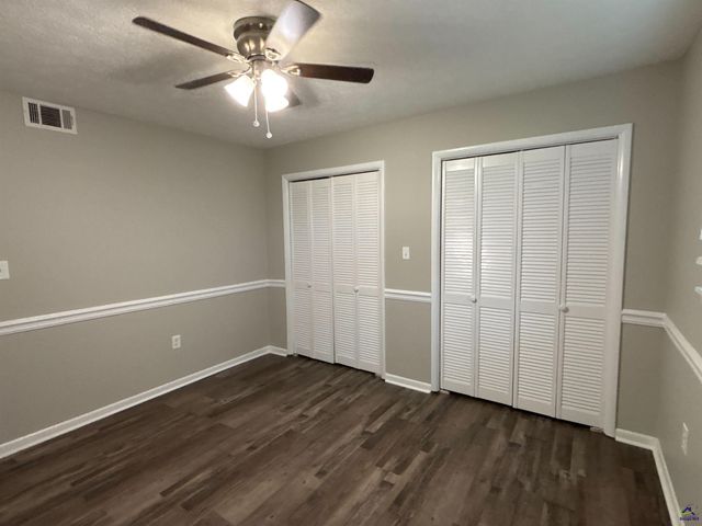 422 Lake Front Drive, Warner Robins, GA 31088