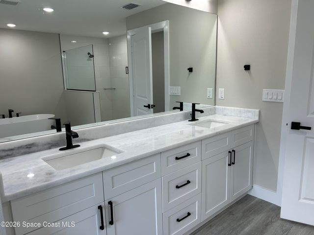 839 Everglade Avenue SE, Palm Bay, FL 32909