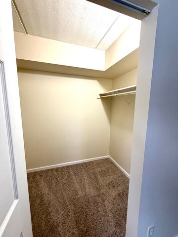 1133 Royal Saint George Drive 108, Naperville, IL 60563