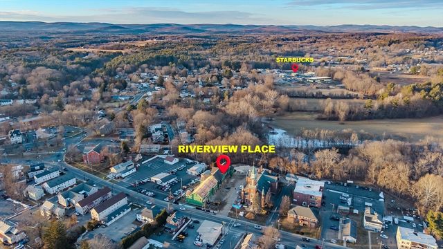 7 Elizabeth Lane 7, Easthampton, MA 01027