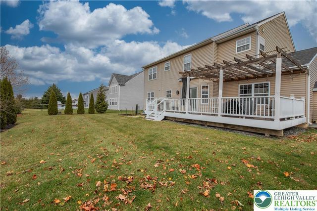 1702 Windmill Lane, Upper Macungie Twp, PA 18031