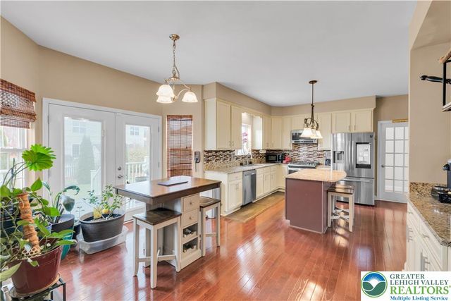 1702 Windmill Lane, Upper Macungie Twp, PA 18031