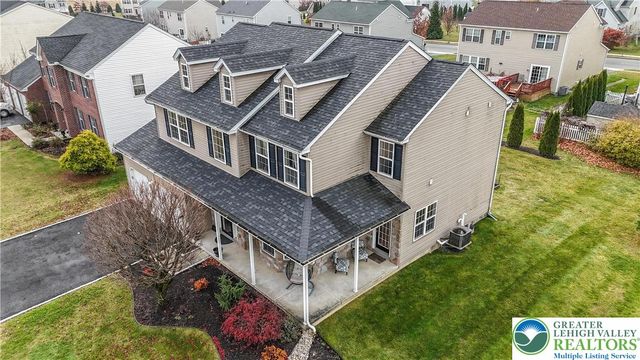 1702 Windmill Lane, Upper Macungie Twp, PA 18031