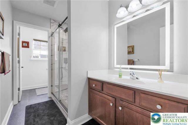 1702 Windmill Lane, Upper Macungie Twp, PA 18031