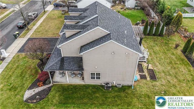 1702 Windmill Lane, Upper Macungie Twp, PA 18031