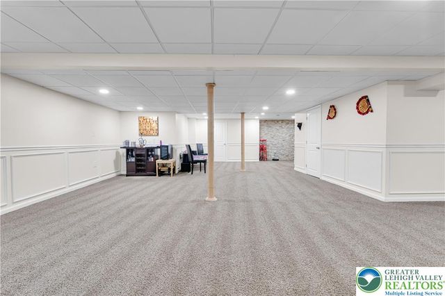 1702 Windmill Lane, Upper Macungie Twp, PA 18031