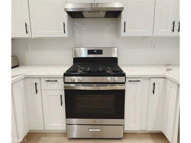 17191 Corbina Lane 102, Huntington Beach, CA 92649