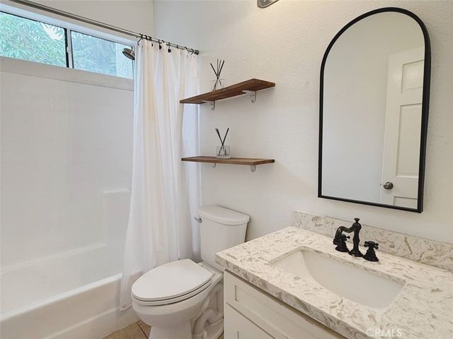 17191 Corbina Lane 102, Huntington Beach, CA 92649